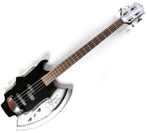 bass guitar gene simmons